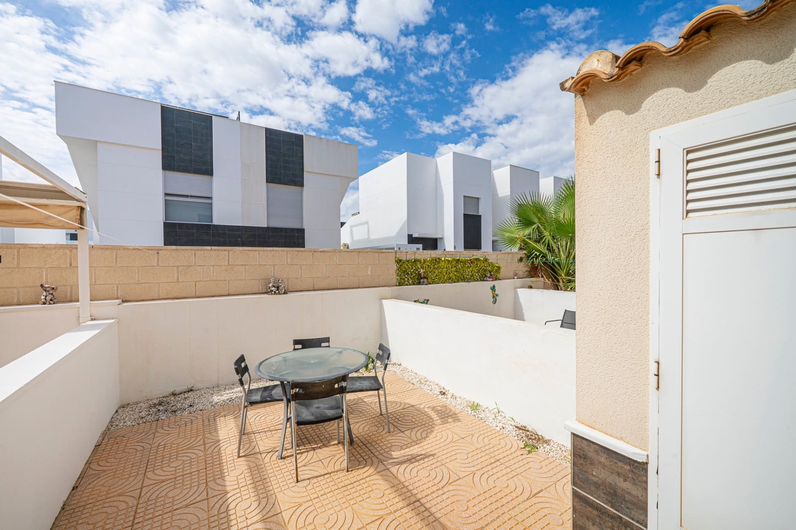2 soverom Hus til salgs i Ciudad Quesada med svømmebasseng garasje - € 195 000 (Ref: 10160172)