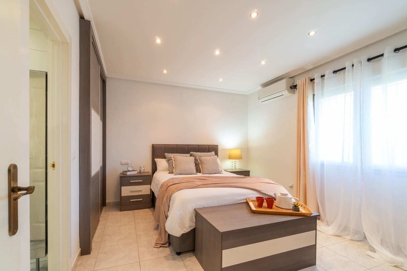 3 bedroom Villa for sale in Orihuela Costa with pool garage - € 520,000 (Ref: 10163260)