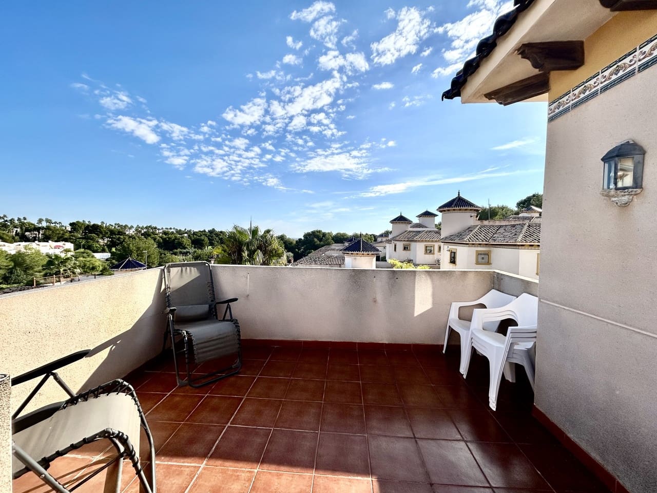 4 sypialnia Willa na sprzedaż w Villamartin z basenem garażem - 429 900 € (Ref: 10163265)