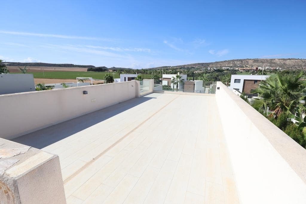 3 bedroom Villa for sale in Algorfa with pool garage - € 620,000 (Ref: 10163266)
