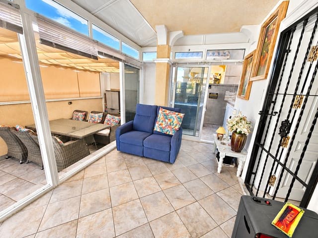 3 soveværelse Byhus til salg i La Zenia, Orihuela med swimmingpool garage - € 284.950 (Ref: 10165844)