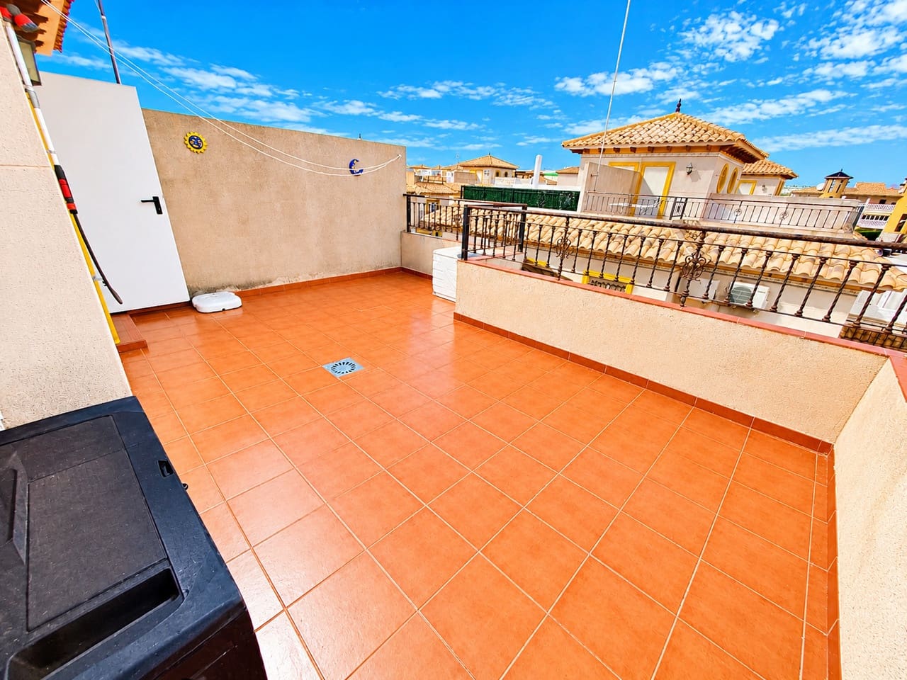 3 bedroom Townhouse for sale in La Zenia with pool garage - € 284,950 (Ref: 10165844)