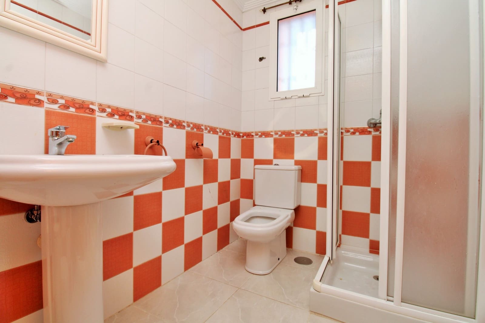 3 soveværelse Lejlighed til salg i Playa Flamenca med swimmingpool garage - € 169.000 (Ref: 10167858)