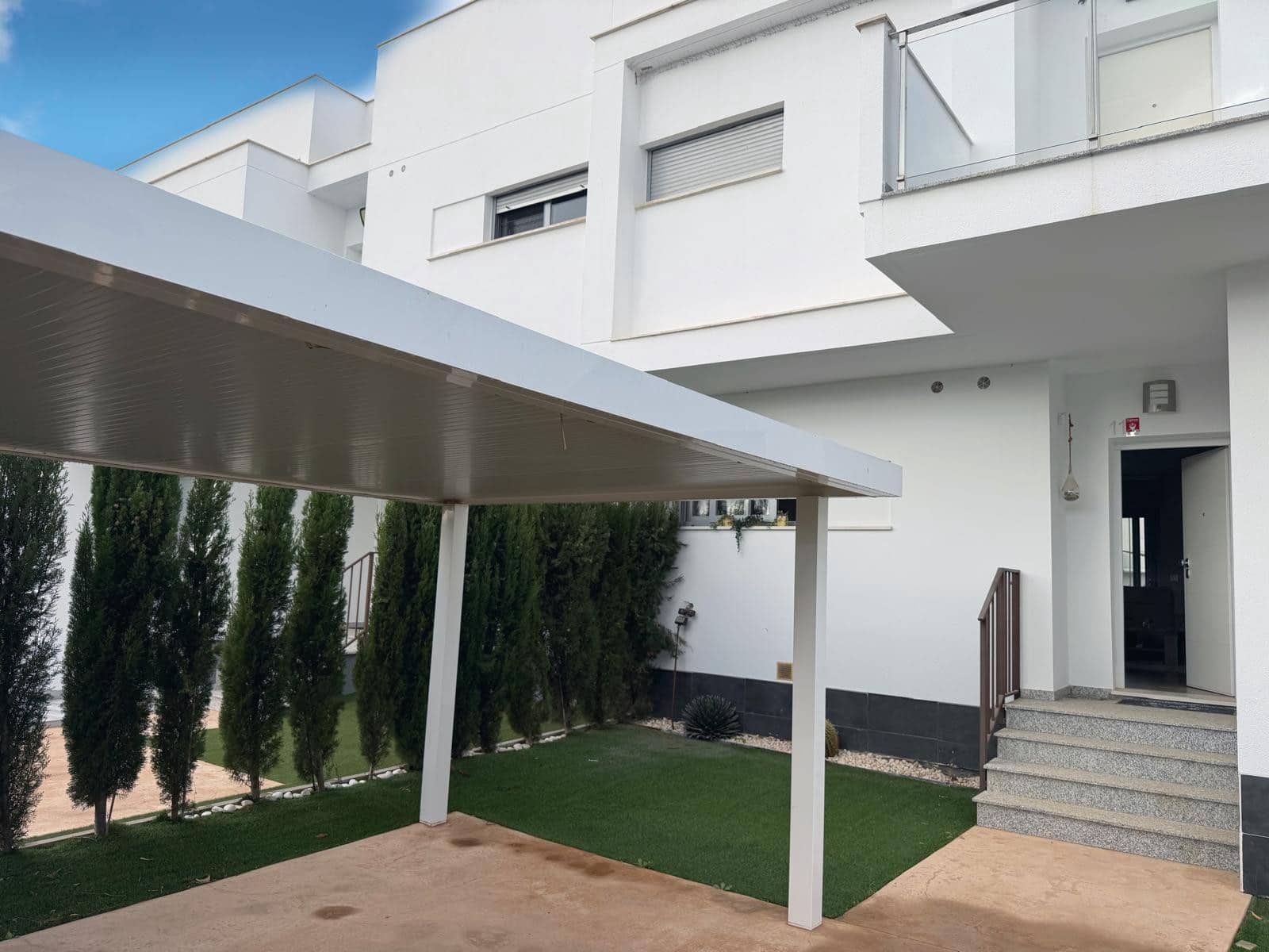 2 Zimmer Apartment zu verkaufen in Vistabella mit Pool Garage - 249.900 € (Ref: 10168000)