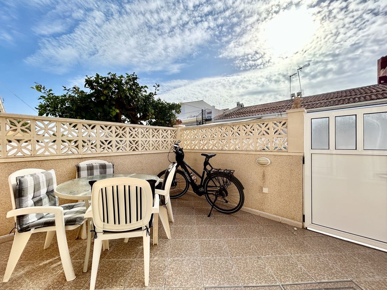 3 soveværelse Byhus til salg i Torrevieja - € 199.000 (Ref: 10168003)