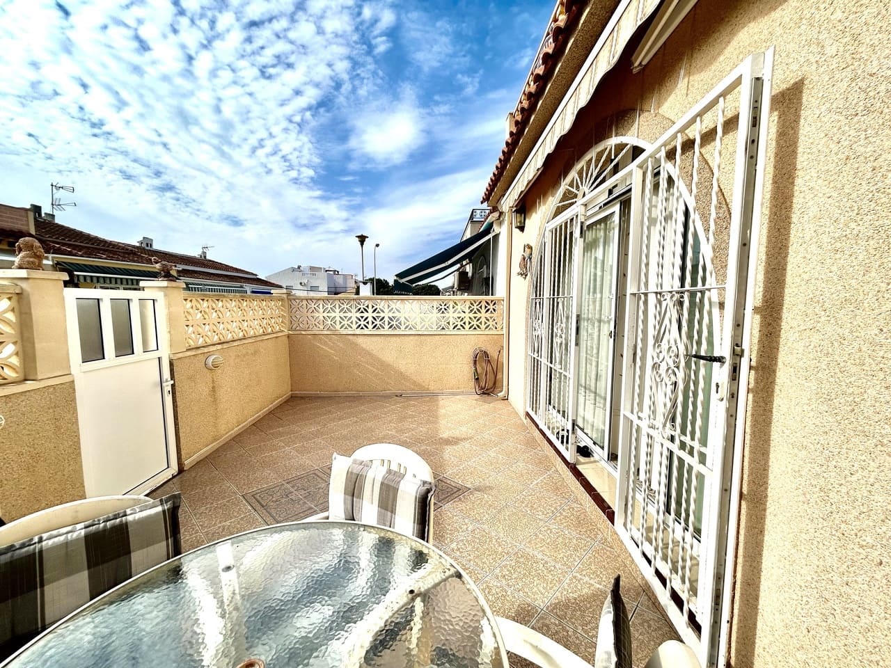 3 soveværelse Byhus til salg i Torrevieja - € 199.000 (Ref: 10168003)