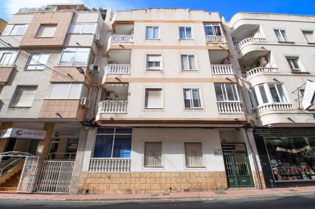 Apartamento de 2 habitaciones en Torrevieja en venta con piscina - 126.000 € (Ref: 10173052)
