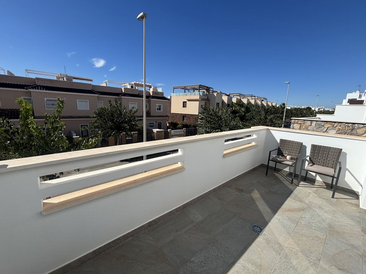 3 soverom Hus til salgs i Torre de la Horadada med svømmebasseng - € 429 995 (Ref: 10173054)