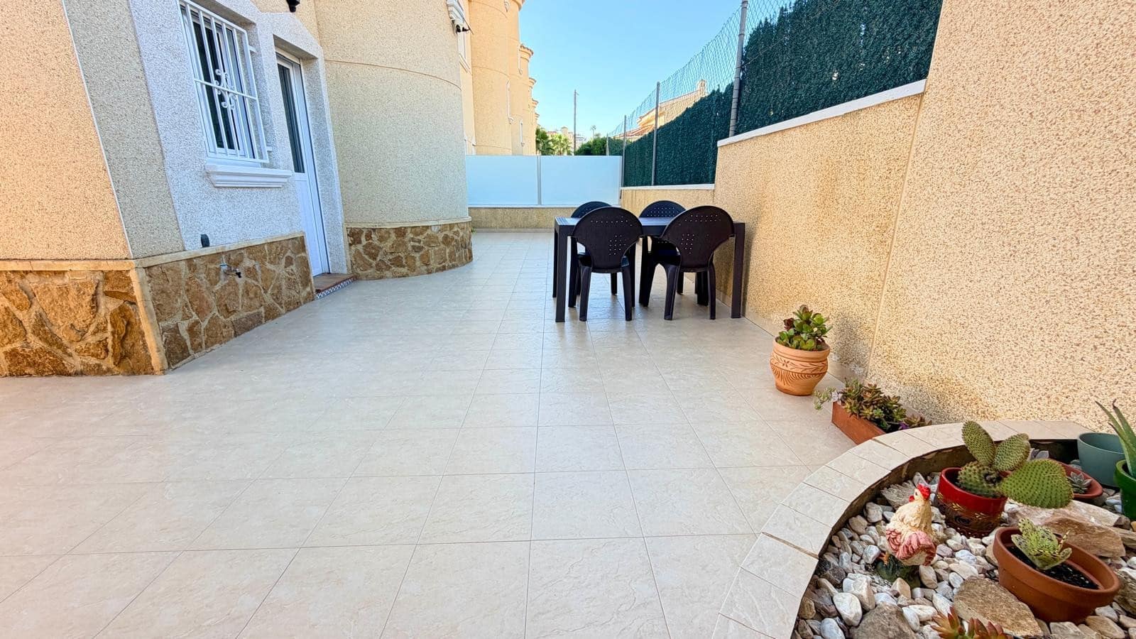 Chalet de 3 habitaciones en Ciudad Quesada en venta con piscina garaje - 289.000 € (Ref: 10173057)