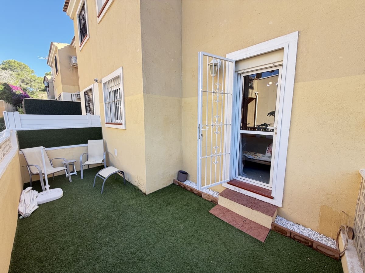 2 bedroom Apartment for sale in Villamartin with pool - € 164,995 (Ref: 10173059)