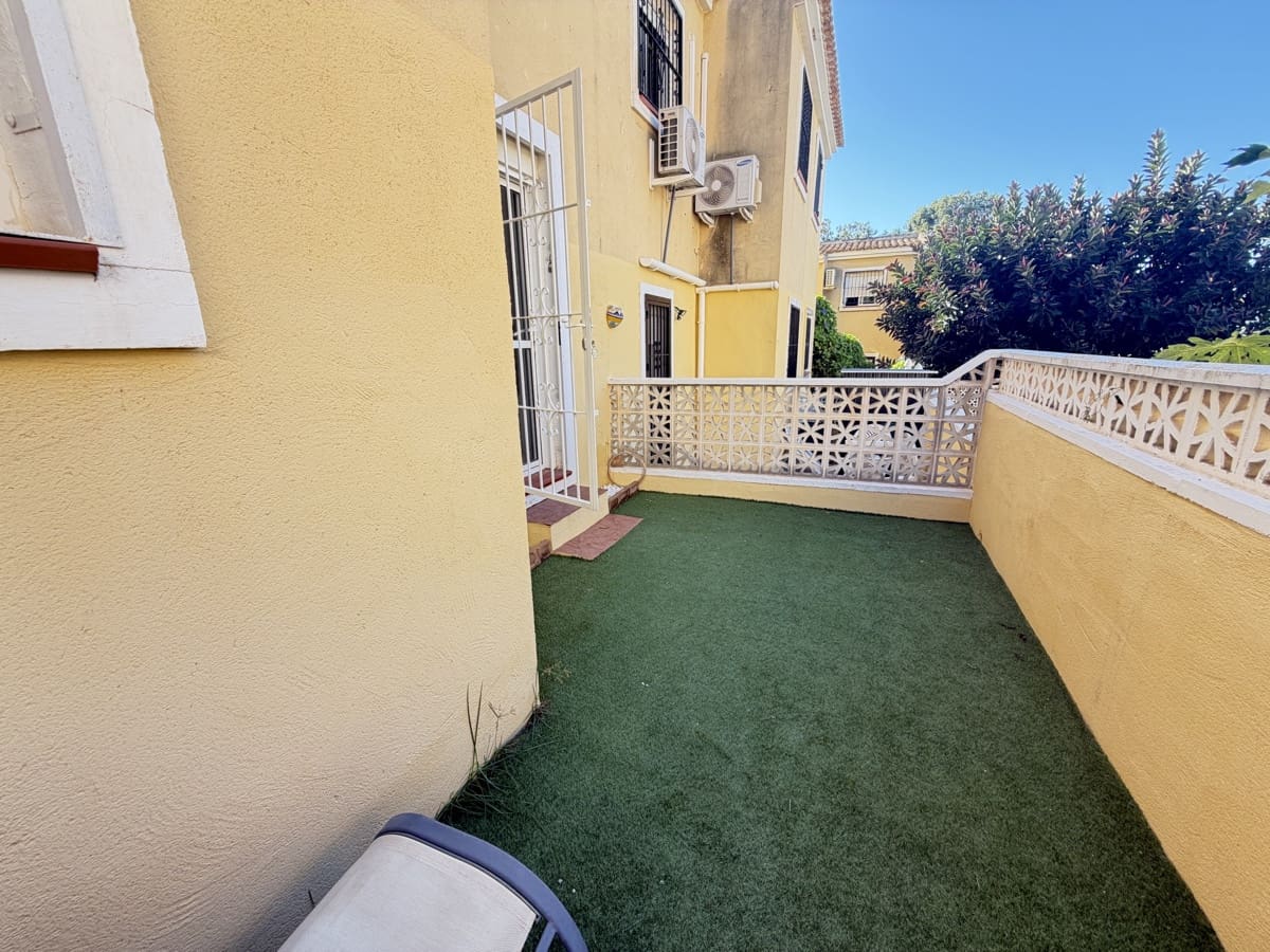 2 bedroom Apartment for sale in Villamartin with pool - € 164,995 (Ref: 10173059)