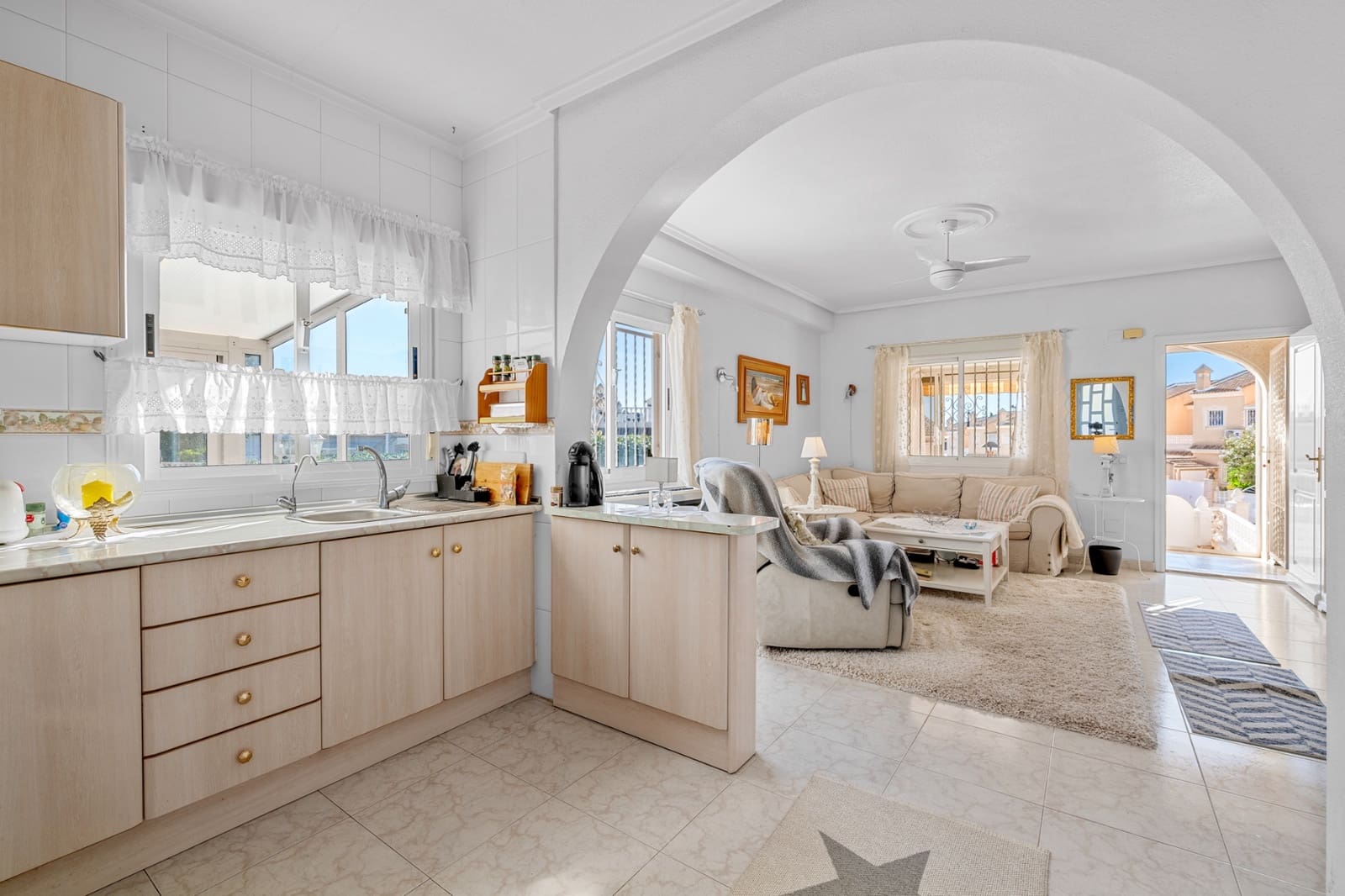 2 soveværelse Lejlighed til salg i Ciudad Quesada med swimmingpool garage - € 234.000 (Ref: 10180995)
