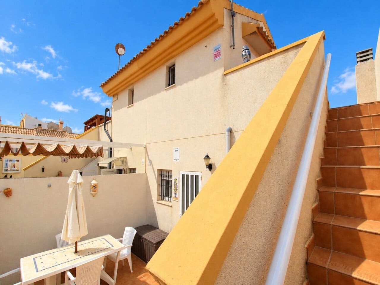 3 sovrum Hus till salu i Daya Nueva med pool - 169 500 € (Ref: 10181707)