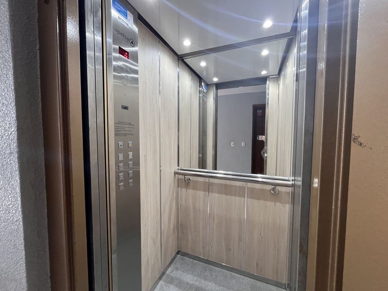 Apartamento de 3 habitaciones en Torrevieja en venta - 255.000 € (Ref: 8907873)