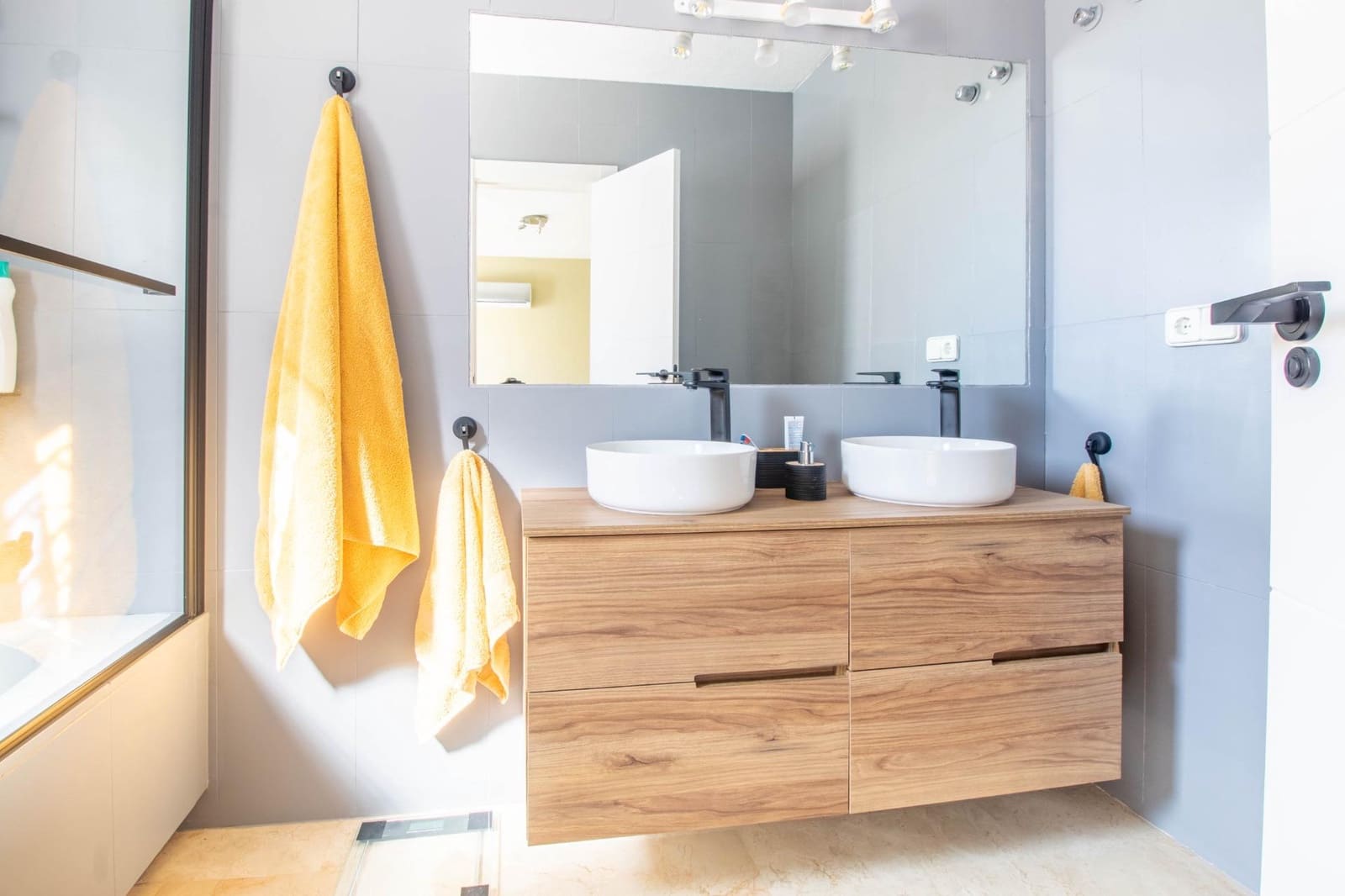 3 slaapkamer Villa te koop in San Miguel de Salinas met zwembad - € 419.000 (Ref: 8939937)