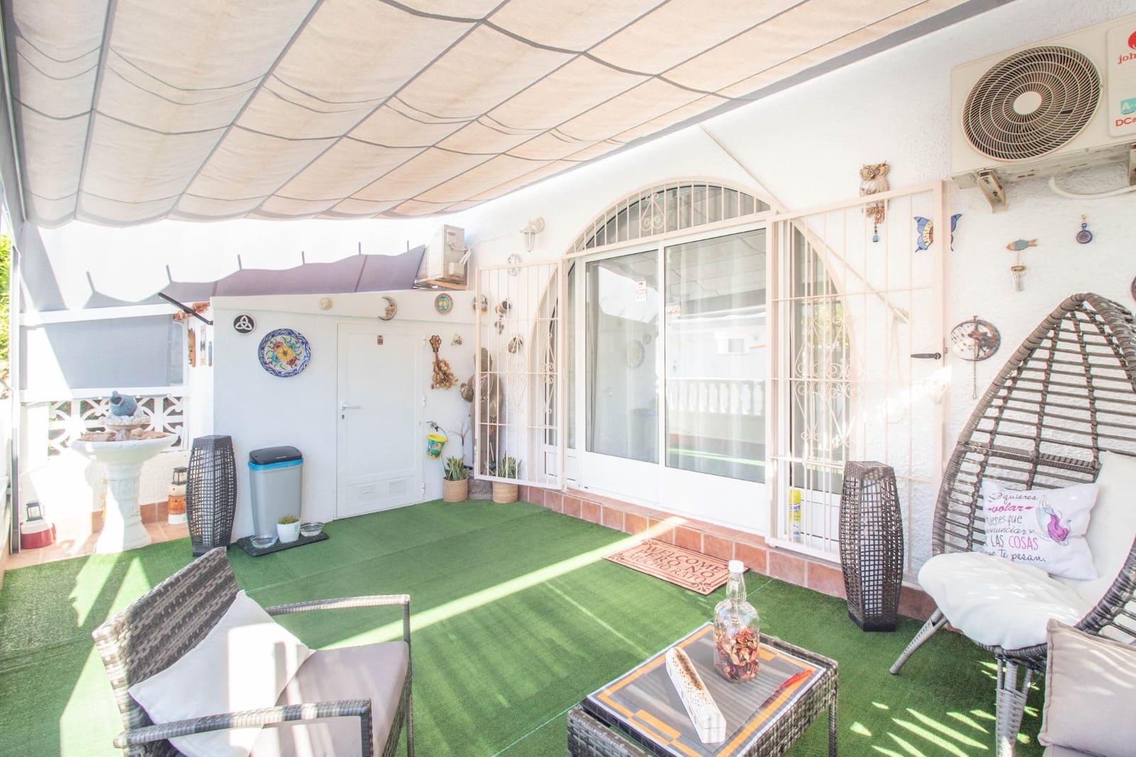 2 soveværelse Bungalow til salg i Torrevieja - € 149.000 (Ref: 8956583)