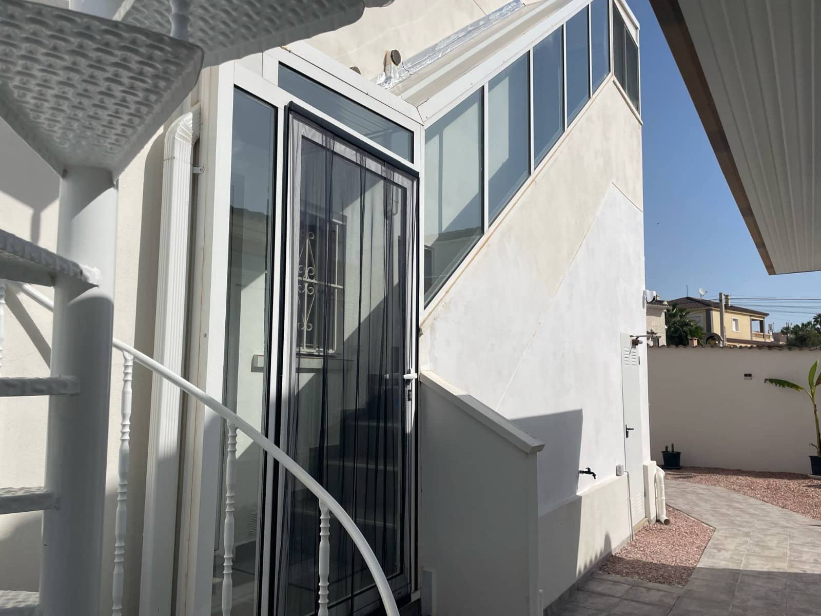 3 quarto Moradia para venda em Torrevieja com piscina - 350 000 € (Ref: 9006817)