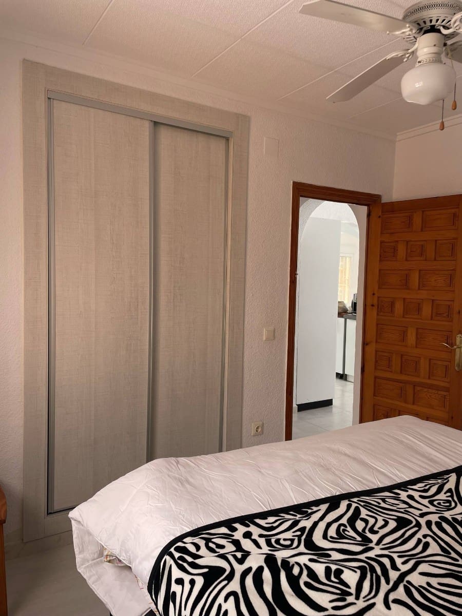 3 quarto Moradia para venda em Torrevieja com piscina - 350 000 € (Ref: 9006817)