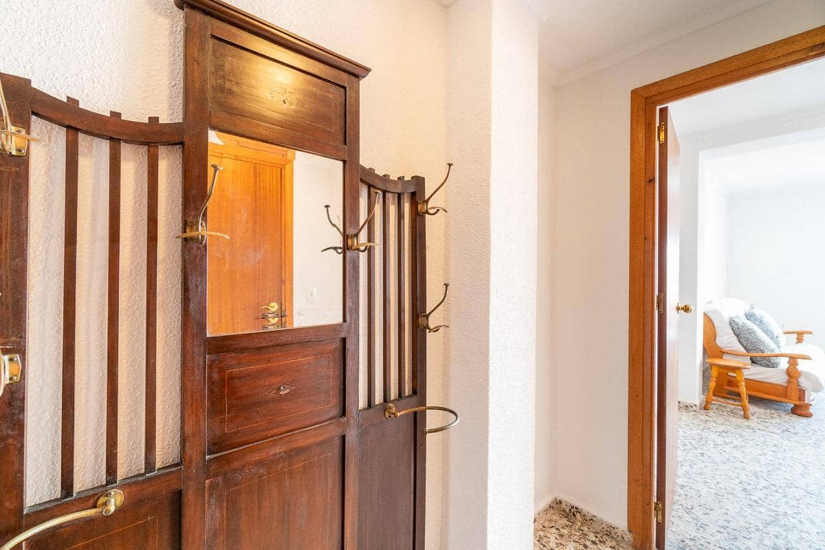 Apartamento de 3 habitaciones en Torrevieja en venta - 149.900 € (Ref: 9006828)