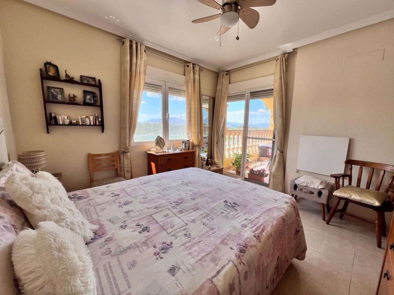 3 bedroom Apartment for sale in Jacarilla with pool - € 139,900 (Ref: 9013666)