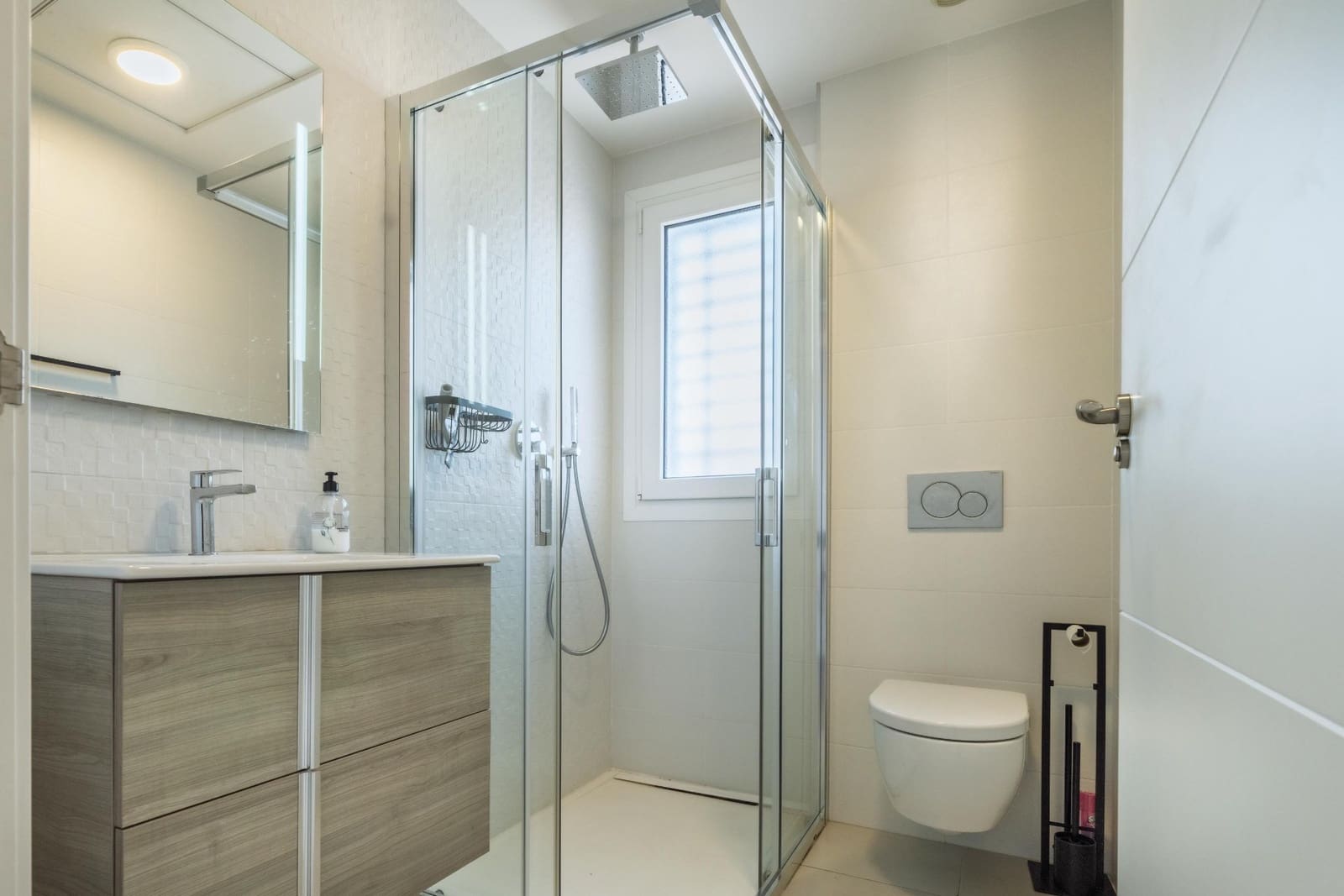 3 bedroom Townhouse for sale in Torrevieja with pool - € 299,900 (Ref: 9061577)