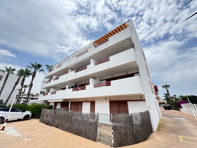 Apartamento de 2 habitaciones en Playa Flamenca, Orihuela en venta con piscina - 179.995 € (Ref: 9061584)