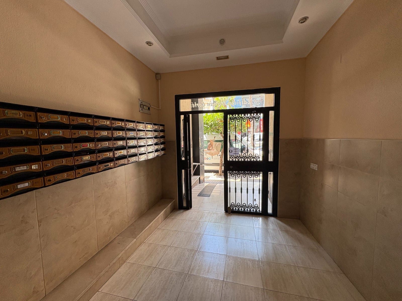 4 soveværelse Lejlighed til salg i Torrevieja - € 209.000 (Ref: 9094946)