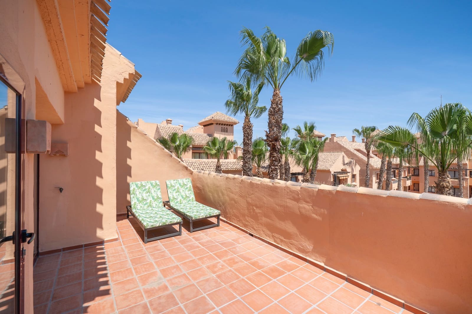 Apartamento de 3 habitaciones en Los Alcázares en venta con piscina garaje - 270.000 € (Ref: 9094995)