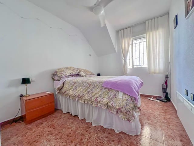 2 soveværelse Lejlighed til salg i Vistabella, Orihuela med swimmingpool - € 125.000 (Ref: 9225247)