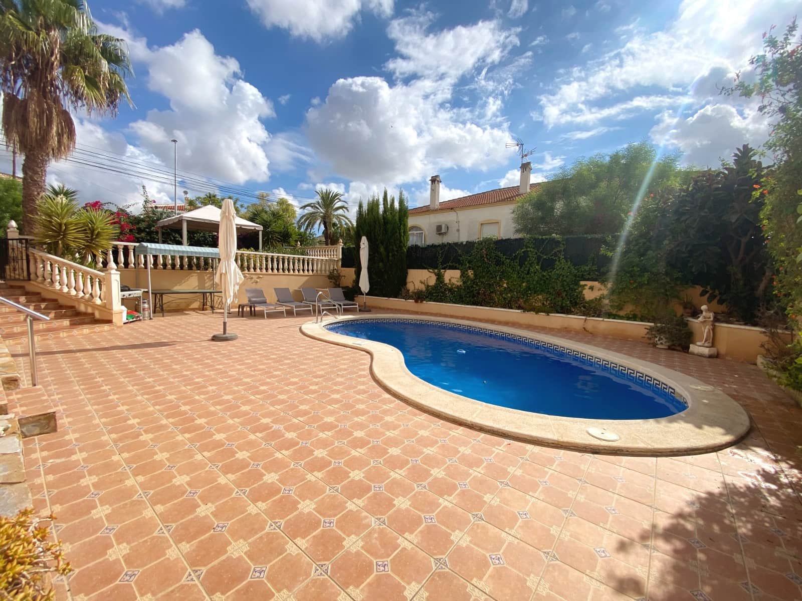 3 sovrum Villa till salu i Ciudad Quesada med pool - 390 000 € (Ref: 9285700)