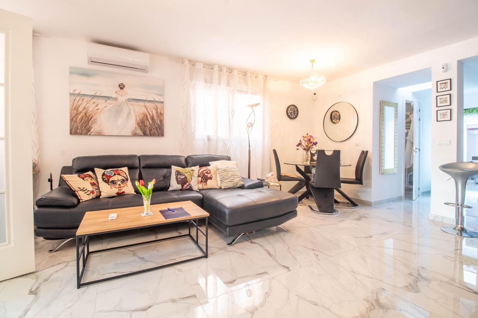 4 soverom Hus til salgs i Torrevieja med garasje - € 249 900 (Ref: 9319579)