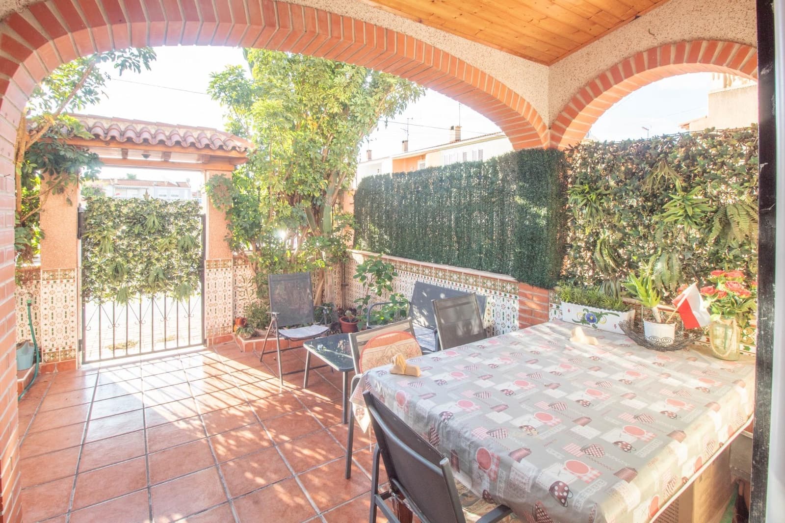 4 soverom Hus til salgs i Torrevieja med garasje - € 249 900 (Ref: 9319579)