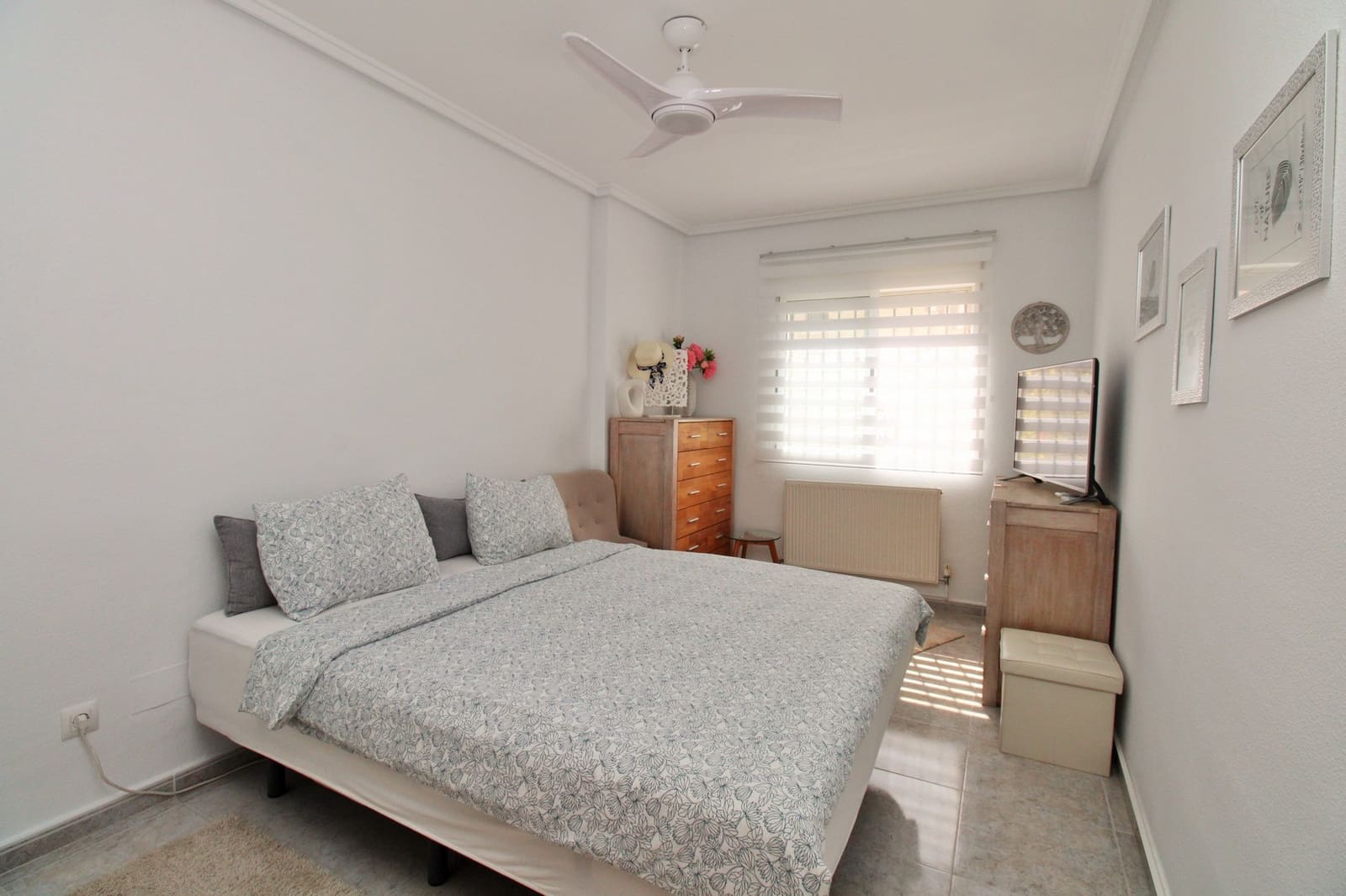 4 bedroom Villa for sale in Villamartin with pool - € 379,000 (Ref: 9319738)