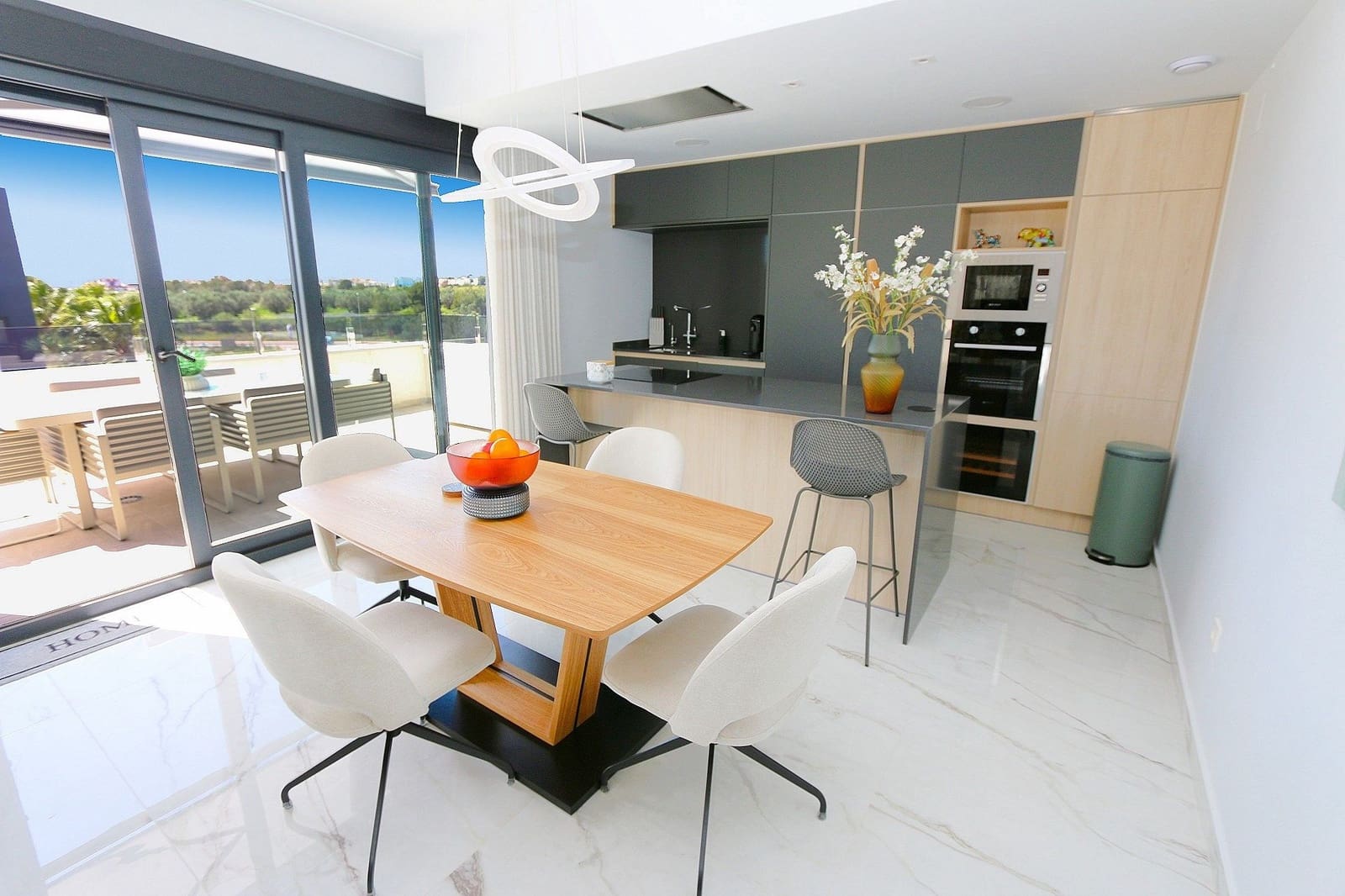 3 bedroom Apartment for sale in Los Altos with pool garage - € 449,000 (Ref: 9329994)