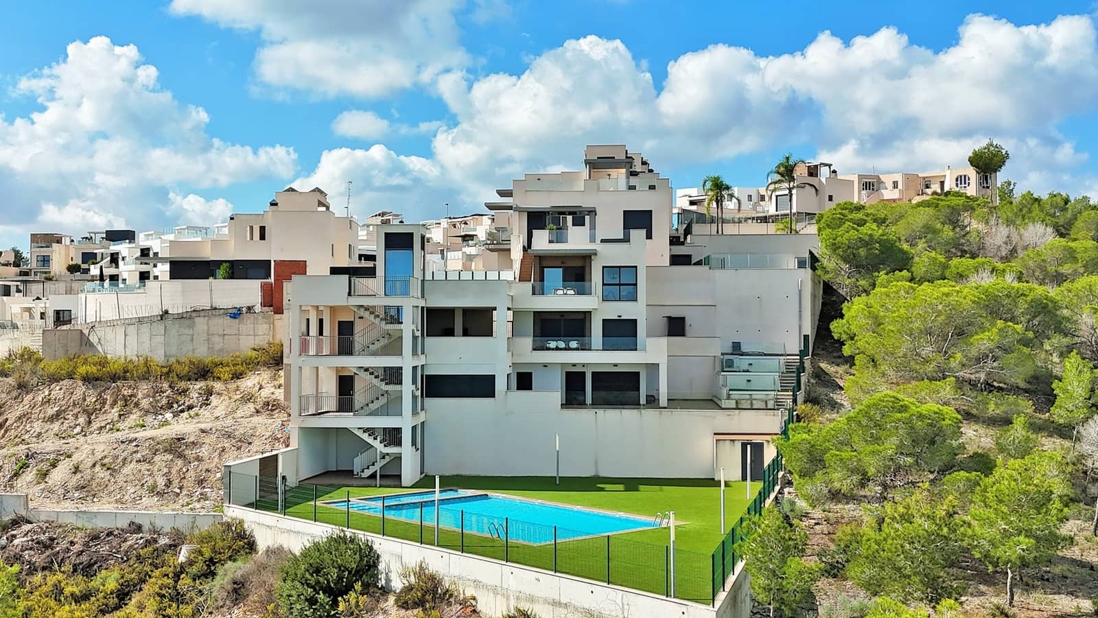 2 Zimmer Apartment zu verkaufen in San Miguel de Salinas mit Pool - 349.950 € (Ref: 9335504)