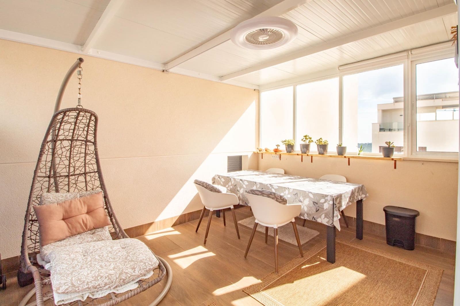 Apartamento de 2 habitaciones en San Miguel de Salinas en venta con piscina - 350.000 € (Ref: 9335505)