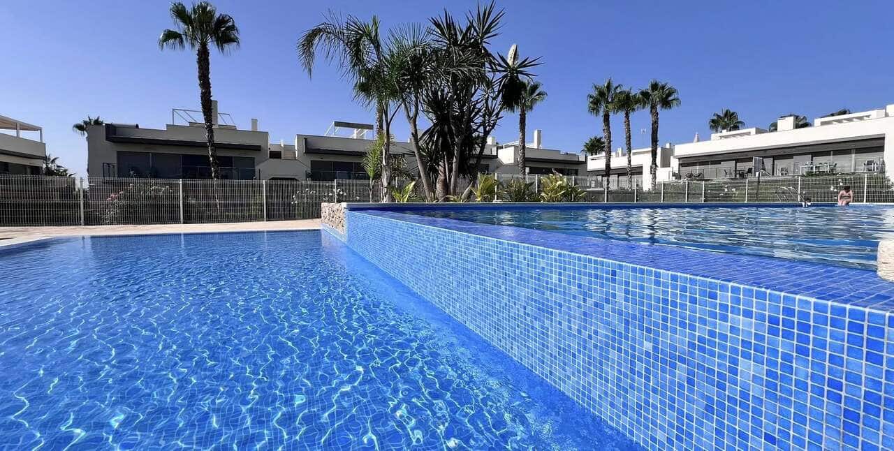 2 bedroom Apartment for sale in Vistabella with pool - € 239,000 (Ref: 9360294)