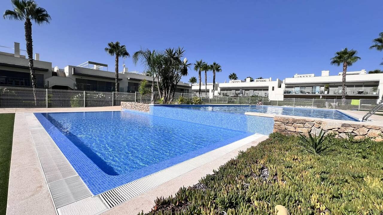 2 bedroom Apartment for sale in Vistabella with pool - € 239,000 (Ref: 9360294)
