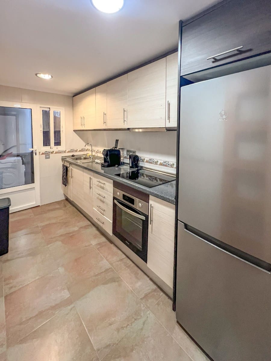 3 slaapkamer Appartement te koop in Torrevieja - € 169.990 (Ref: 9360535)