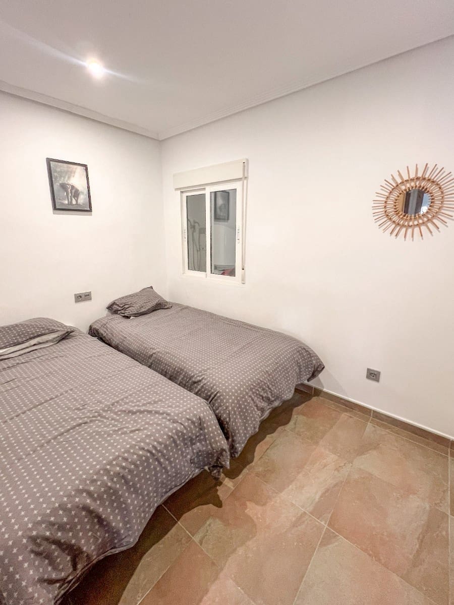 3 slaapkamer Appartement te koop in Torrevieja - € 169.990 (Ref: 9360535)