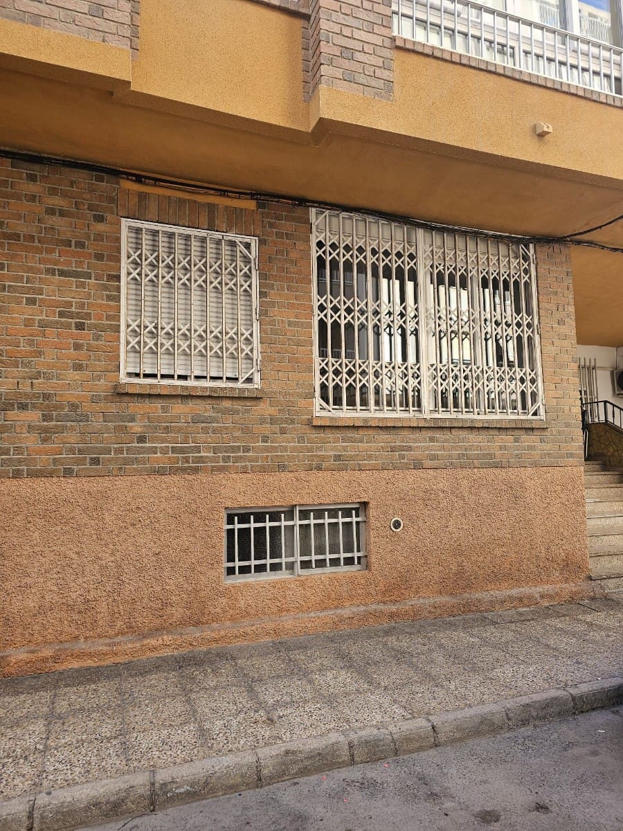 3 slaapkamer Appartement te koop in Torrevieja - € 169.990 (Ref: 9360535)