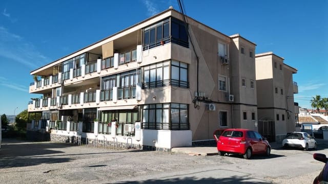 Leilighet til salgs i Torrevieja - € 65 000 (Ref: 9360540)