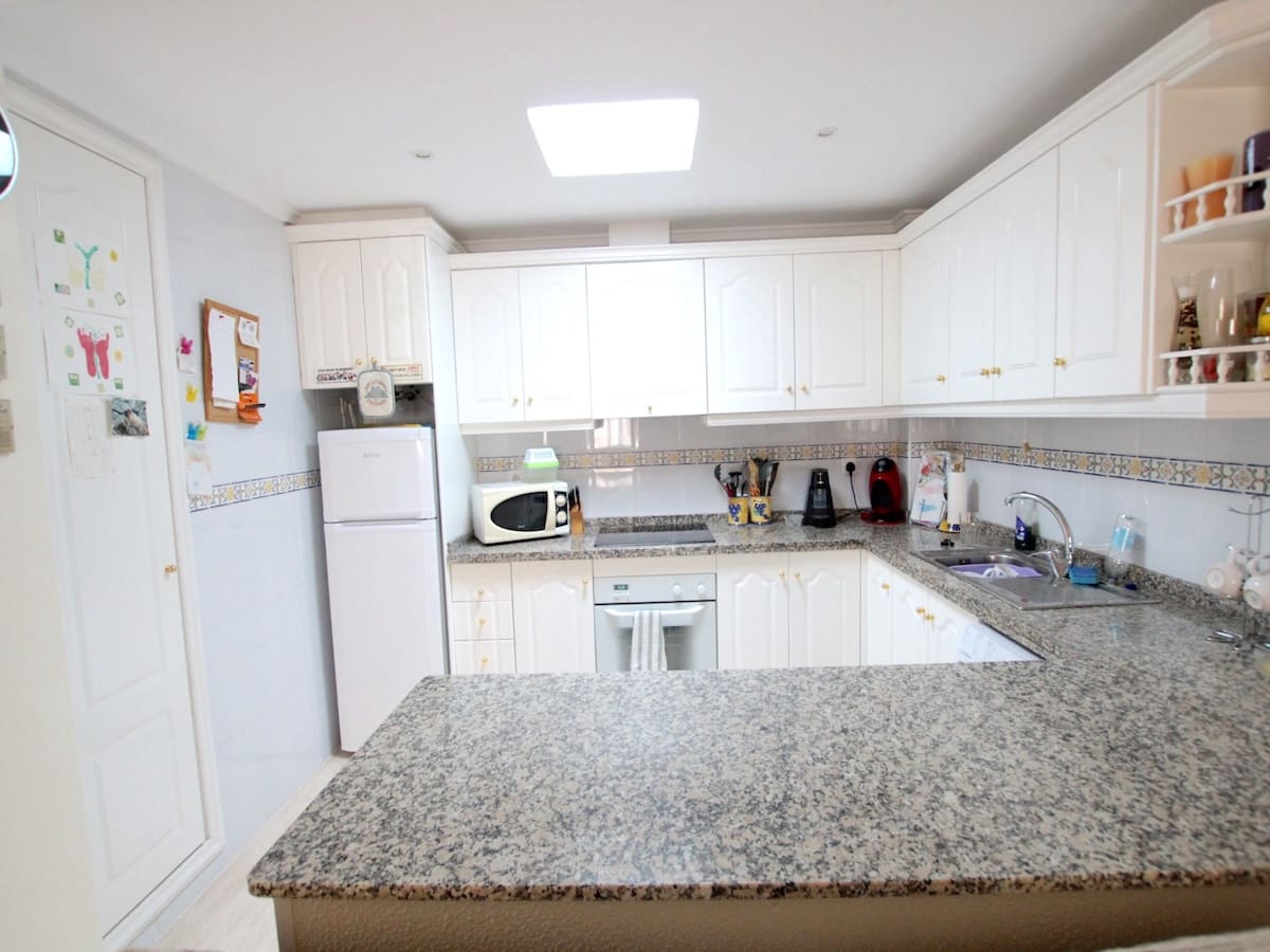 3 quarto Casa em Banda para venda em Villamartin - 215 000 € (Ref: 9362902)