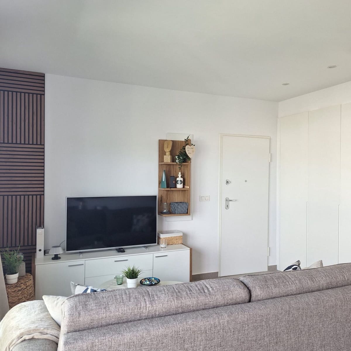 2 bedroom Apartment for sale in Los Balcones with pool - € 264,900 (Ref: 9363073)