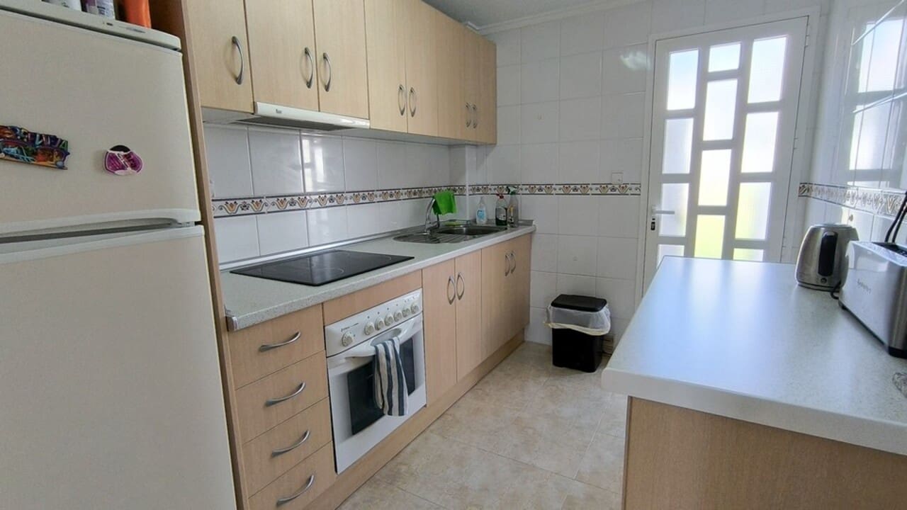 Casa de 3 habitaciones en Ciudad Quesada en venta con piscina - 220.000 € (Ref: 9368985)