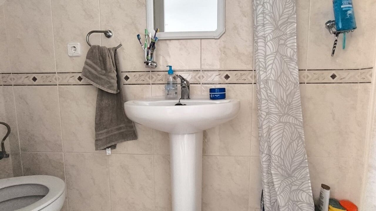 Casa de 3 habitaciones en Ciudad Quesada en venta con piscina - 220.000 € (Ref: 9368985)