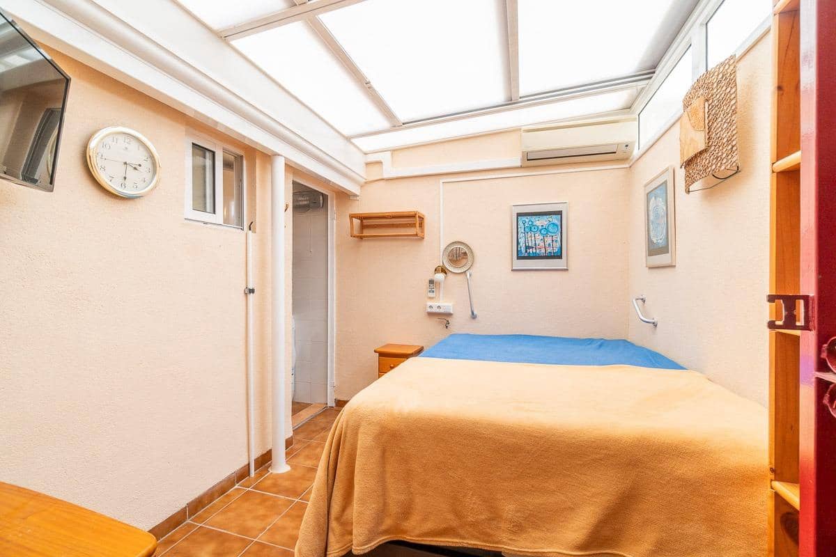 3 soverom Hus til salgs i Orihuela Costa med svømmebasseng - € 169 000 (Ref: 9374343)