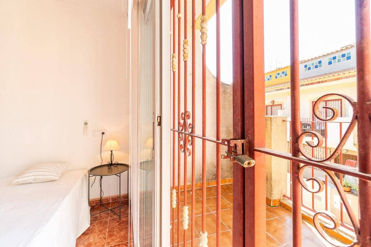 3 soverom Hus til salgs i Orihuela Costa med svømmebasseng - € 169 000 (Ref: 9374343)