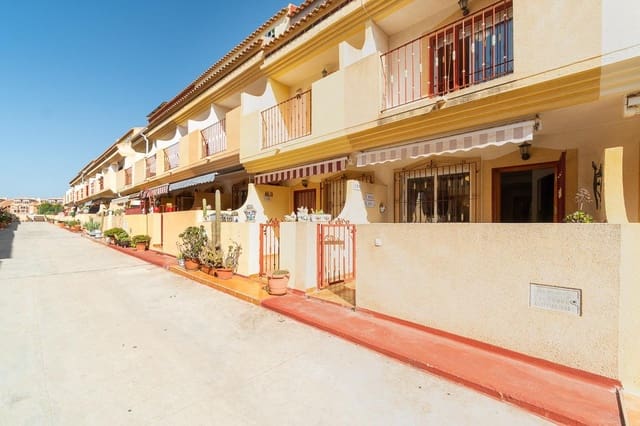 3 soverom Hus til salgs i Orihuela Costa, Orihuela med svømmebasseng - € 169 000 (Ref: 9374343)