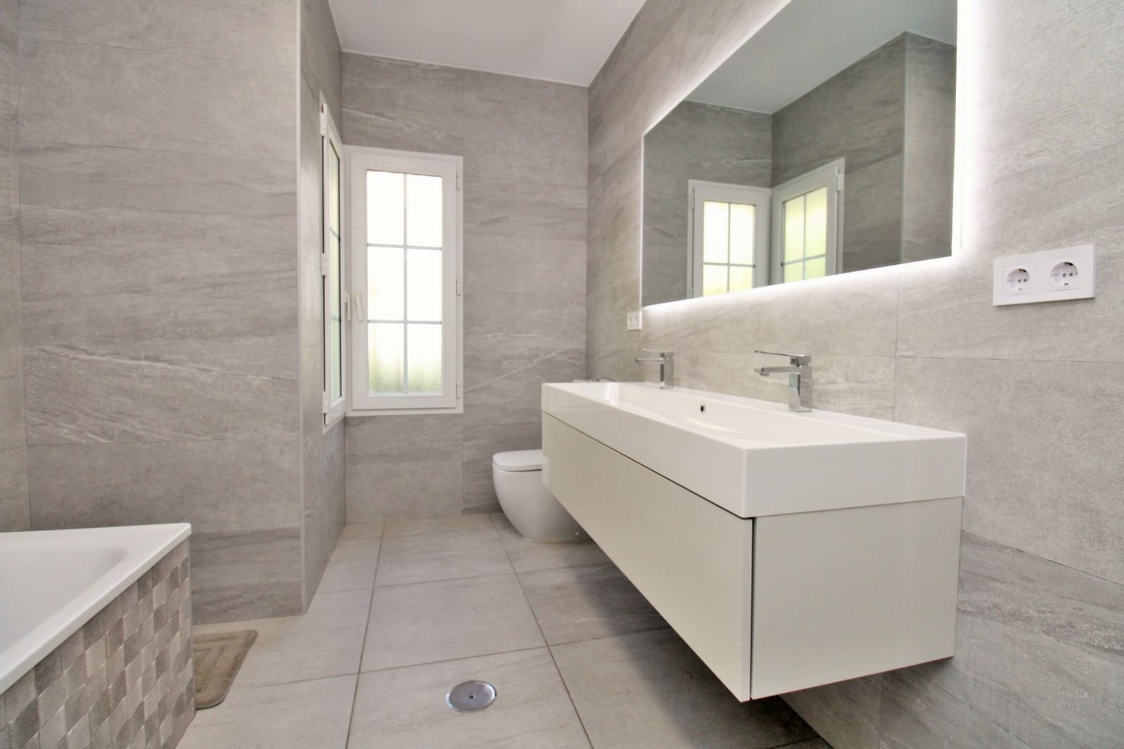 3 slaapkamer Villa te koop in Las Ramblas Golf met zwembad - € 499.000 (Ref: 9378154)